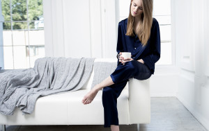 Шелковая пижама Universe Blue